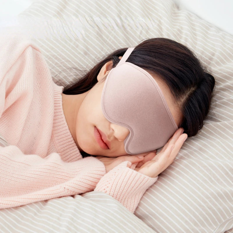 3D memory foam sleeping eye mask – product photo 3